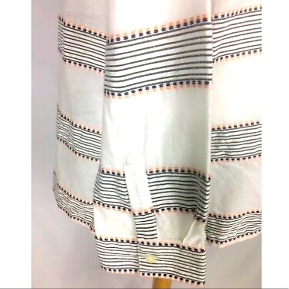 Old Navy•Button-up Shirt - Picture 5 of 7